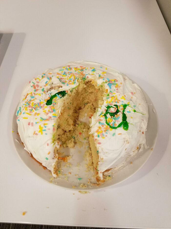 "Today Was My Co-Worker's Birthday And He Brought In A Round Cake To Share With The Office. This Was The State Of That Cake An Hour Later"