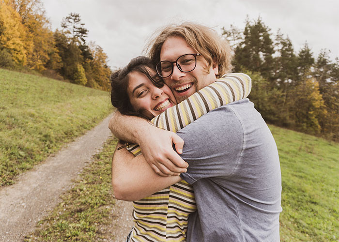 7. Simple pause from her busy schedule to cuddle