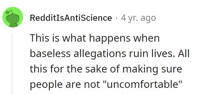 Welcome to the sitcom of office life!