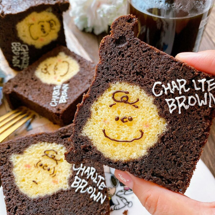 34. Charlie Brown with different facial expressions