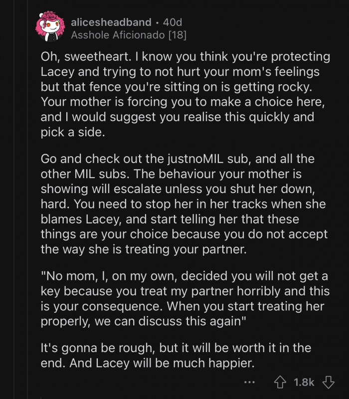 OP has to pick a side and let his mom know about his choice.