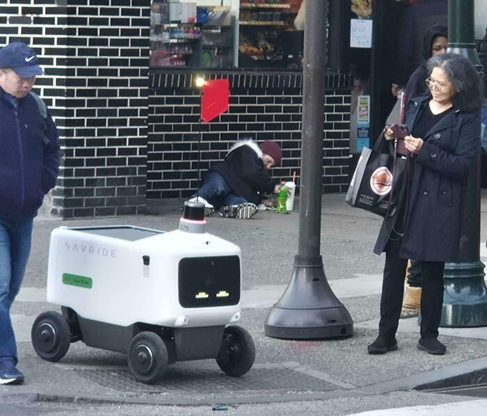 "Only Machines Are Not Invisible (Chinatown, Philadelphia)"