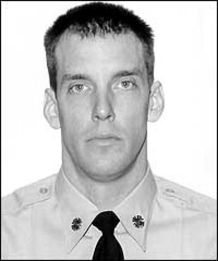 After this incredible discovery, Box was eager for more answers and contacted the National 9/11 Gallery and Memorial to find the photographer who took the photo.