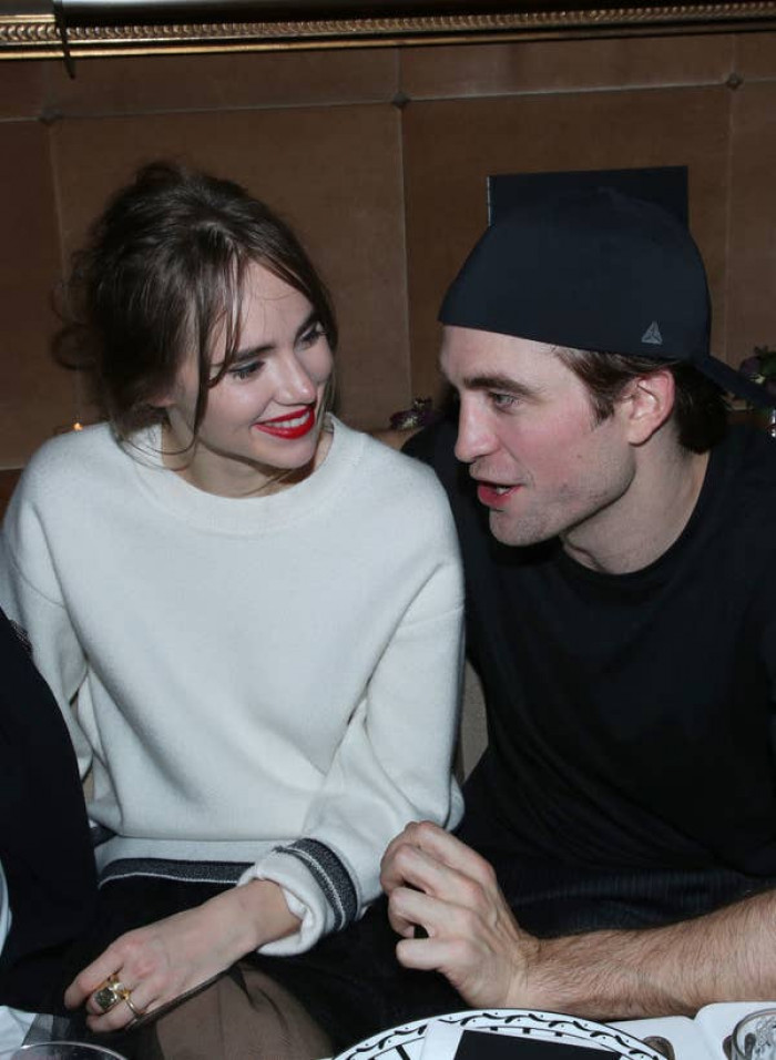 20. Suki Waterhouse and Robert Pattinson
