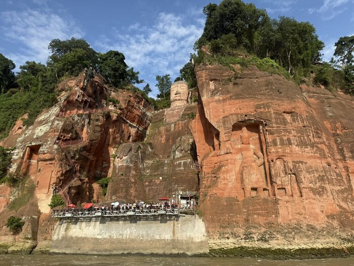 "Leshan Giant Buddha"