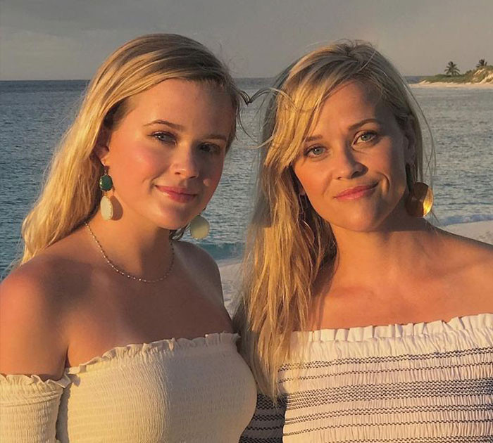 Reese Witherspoon and Ava Phillippe