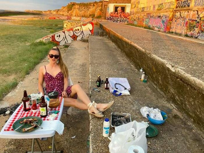 A Proper Polish Girl Knows That The Best Dining Experience Isn't In A Fancy Restaurant