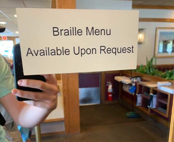 "This Restraunt Offers A Braille Menu"