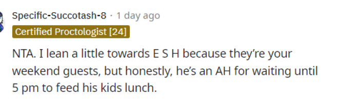 Both parties are somewhat in the wrong because if it were me, I'd feed the kids, but he should have been more prepared and fed them prior to coming.
