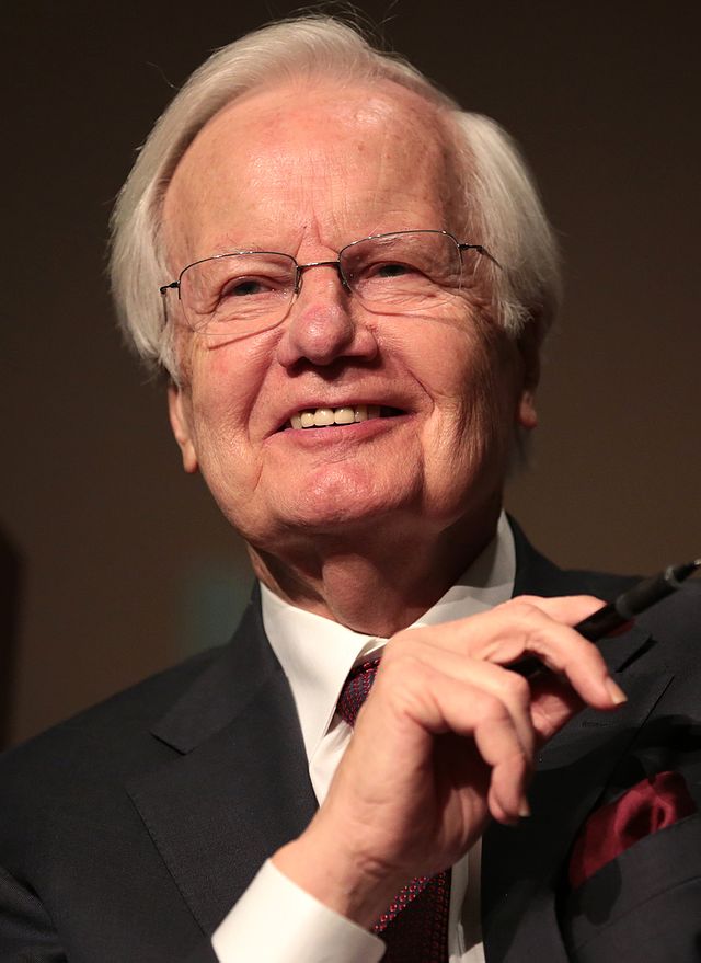 Moyers shaped journalism and policy with acclaimed reporting, major news roles, and work on the Great Society.