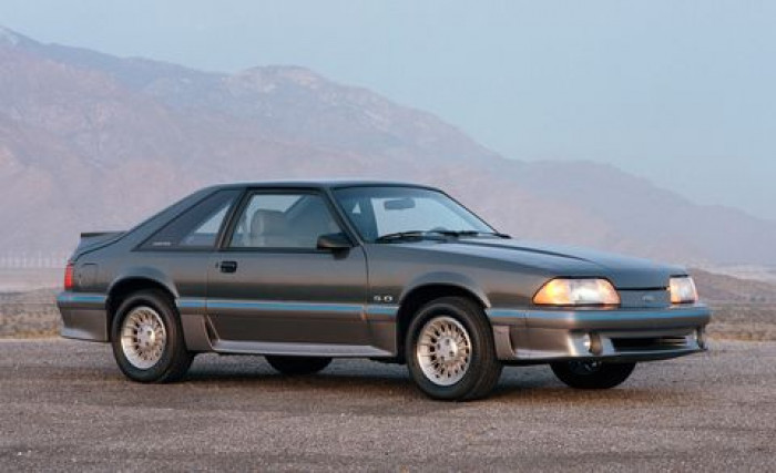 28. Ford Mustang GT 5.0 (1987–1993)