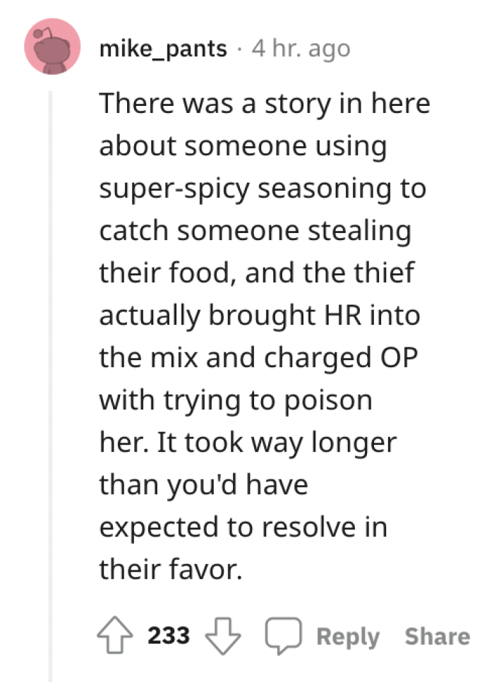 People, of course, had a lot to say about this situation, and they even shared some stories from when they encountered something similar.