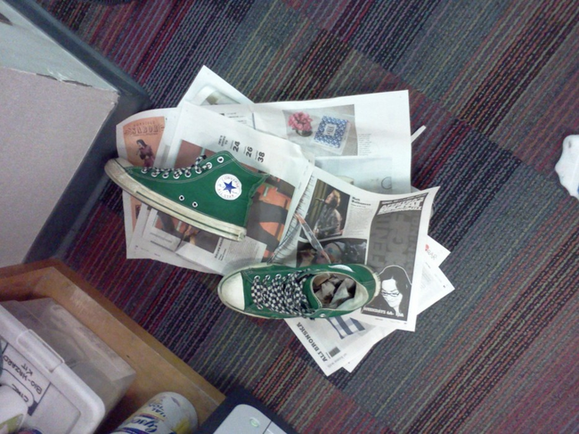 Quick-dry wet shoes and gloves