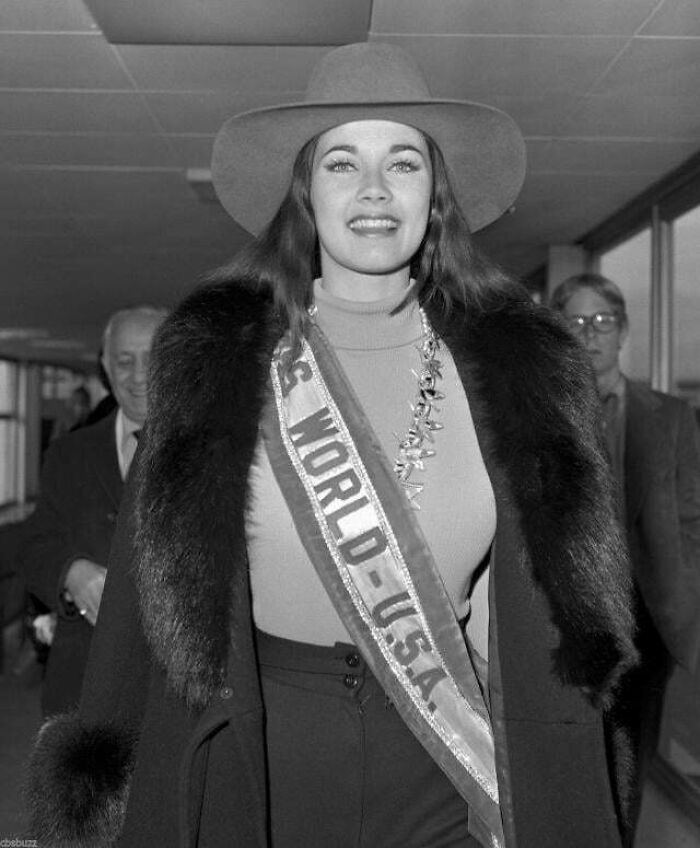"Lynda Carter After Winning The Title Of Miss World, 1972, Before She Became Wonder Woman"