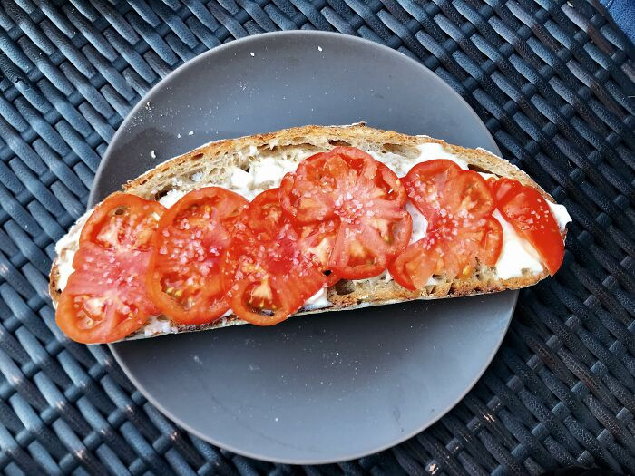 I know so many people who swear by this, and it does sound good.