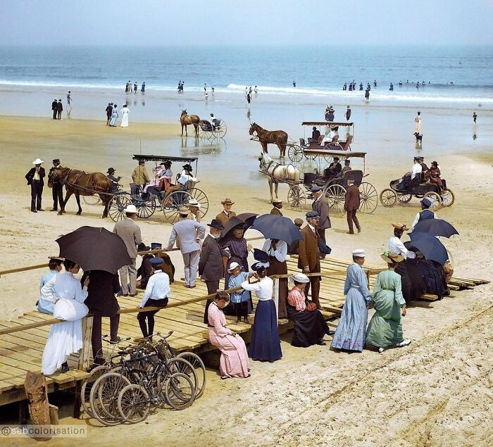 42. People At Daytona Beach In Flordia, United States In 1904