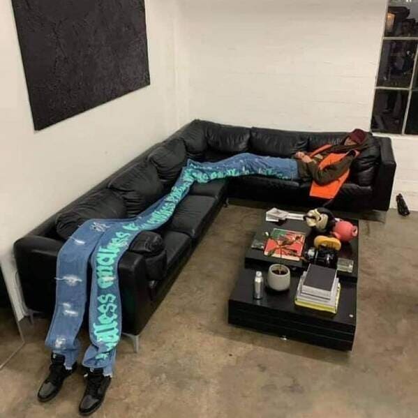 14. Dude, you have got some long, wriggly legs