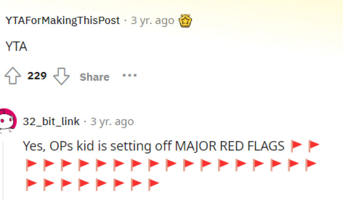 Some people disagreed, though, and said that OP is TA and that the son is actually setting off red flags, which is interesting.