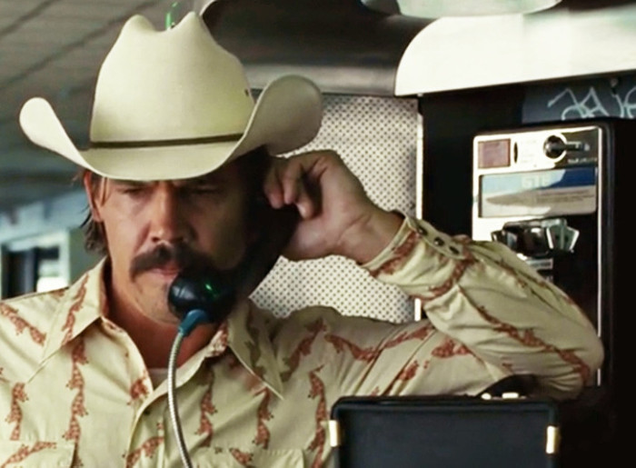 12. The phone booth in No Country for Old Men (2007) was dated “2006,” but the film was supposed to be set in the 1980s.