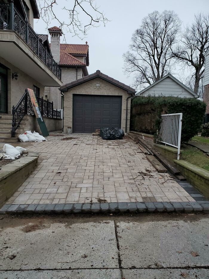 13. This House Costs $2m+ And They Think This New Driveway Is Fine