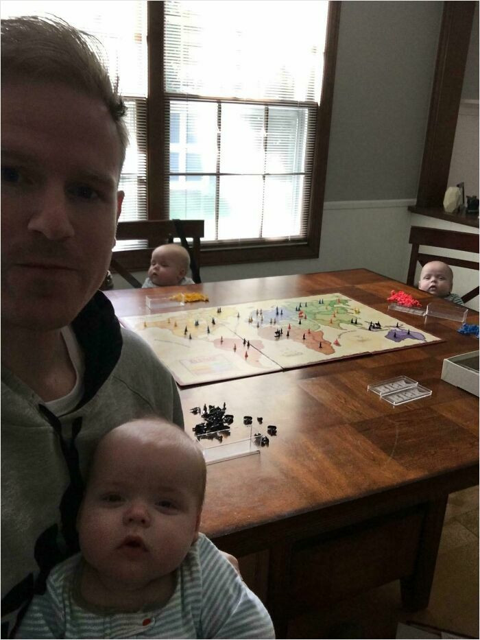 "My Wife Left Me Alone With The Kids For The First Time, And After Asking For An Update, I Sent Her This"