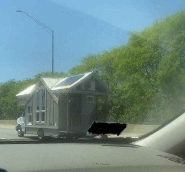 6. A live-in moving apartment