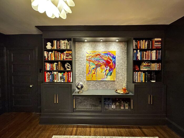 37. Havsta units designed to look like built-in shelves