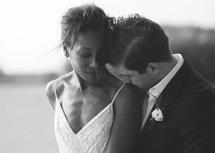 She was blinded by money. In the end, the woman became miserable.