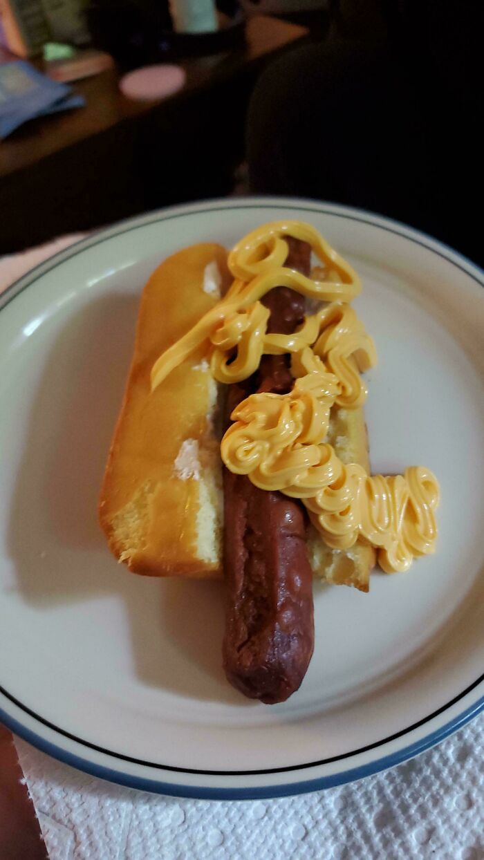 "Twinkie Weiner Sandwich"