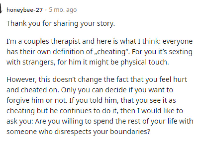 A couples therapist came to the comments to provide their perspective on the situation, and this is the most perfect response she could have received.