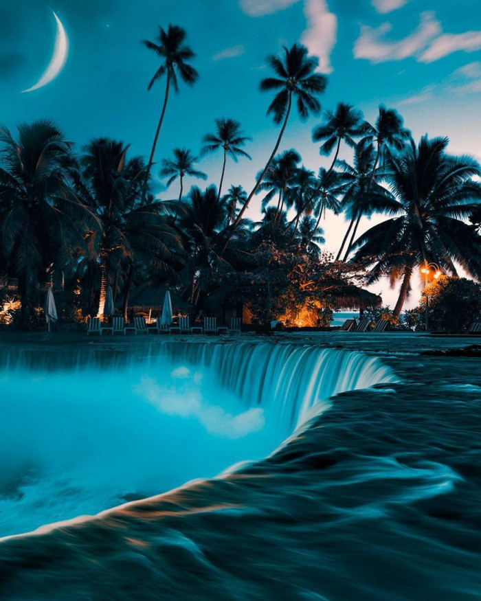 11. This is stunning and really surreal