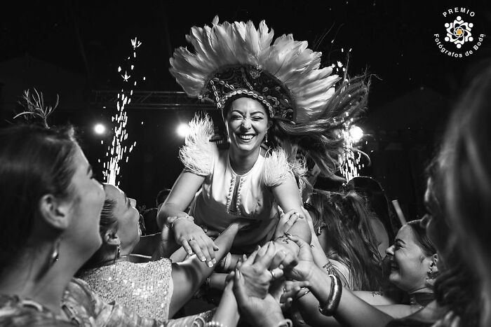 Photo By Manu Cecilia