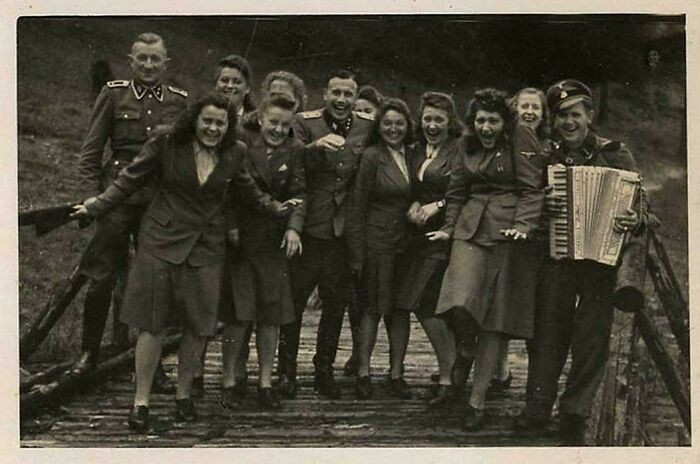 Auschwitz Camp Guards On A Day Trip (1944), It's Just Astounding To Look At