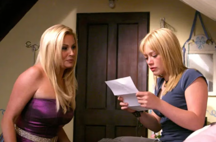 Hilary Duff returns to the stage with new songs, old favorites, and the live-show energy she’s been missing.