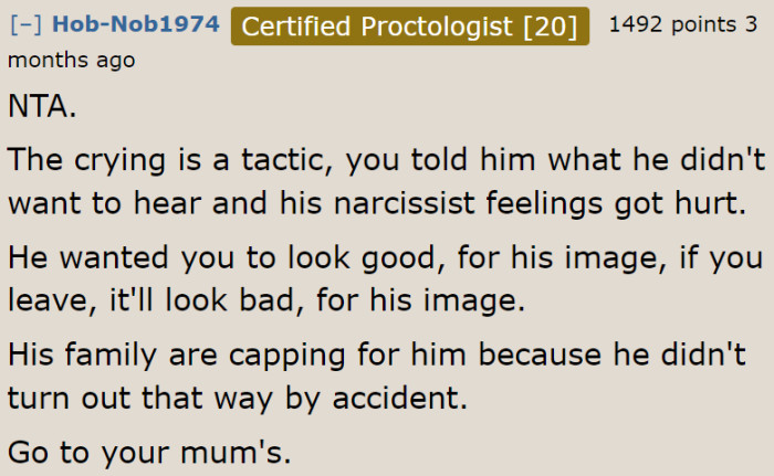 Redditors believe that crying was the OP's dad's manipulative move.