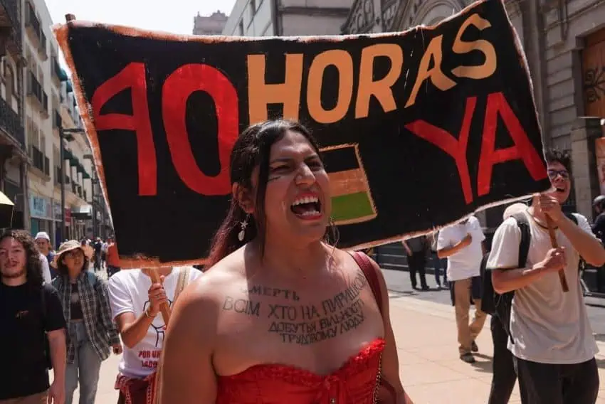 Thousands took to the streets on May 1 to demand a 40-hour workweek, a long-standing objective of Mexico’s labor movement.