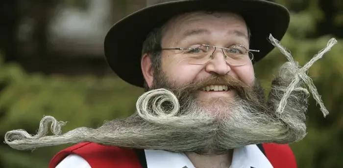 10. Such a masterpiece! This beard looks exactly like a 3D painting, right?