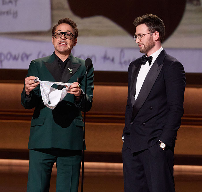 Robert Downey Jr. Flashing A Thong Onstage Made Viewers Gag