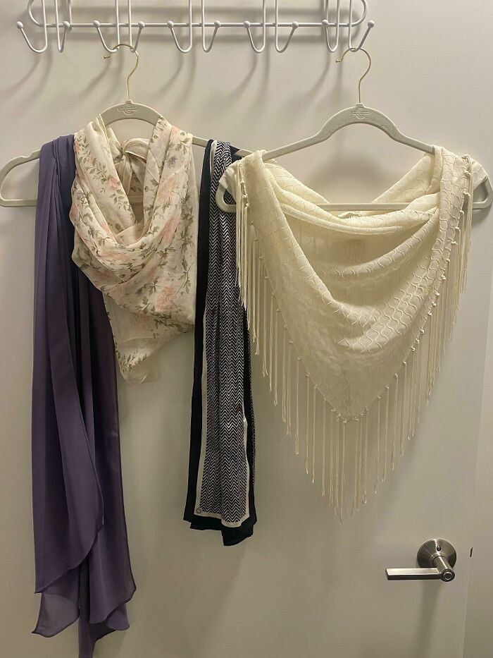 40. Scarves to your beautiful.