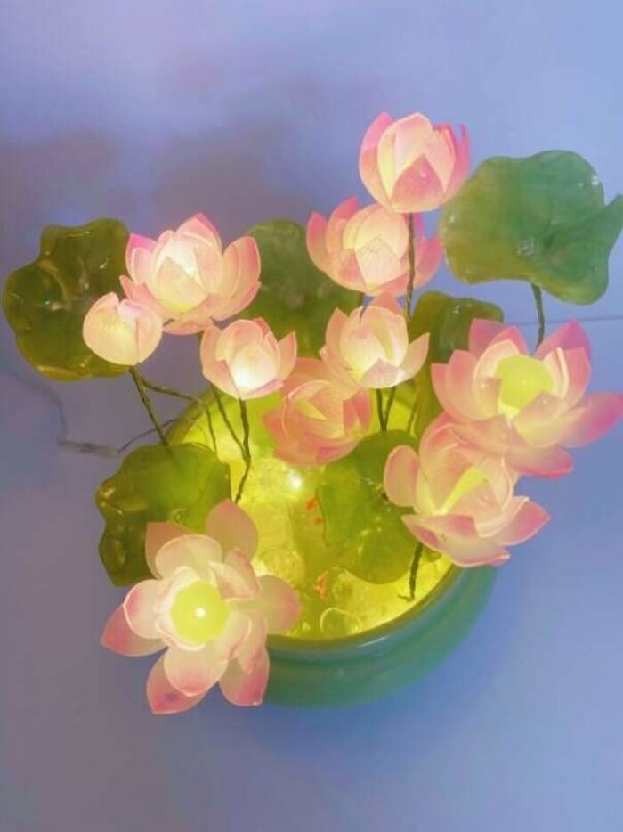 "Handmade Lotus Resin Lamp That Looks Like It Bloomed Straight From A Fairy’s Garden"