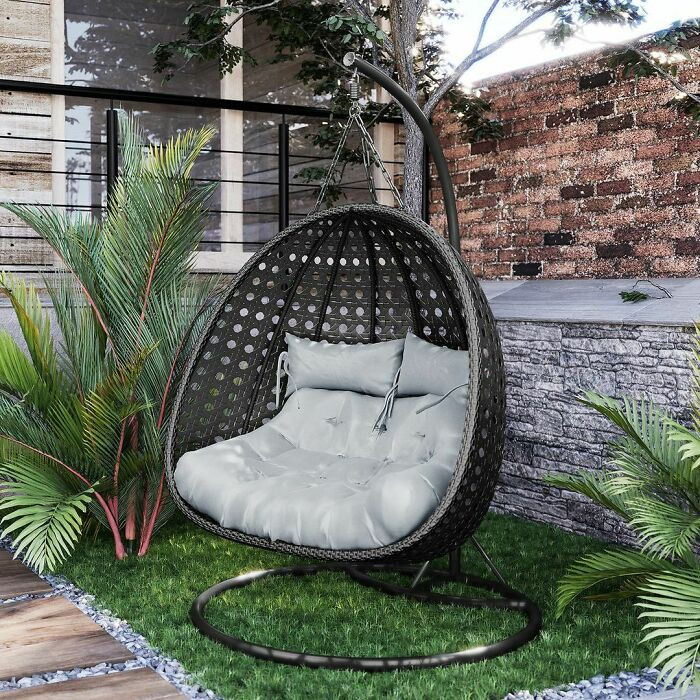 Outdoor swing ideas for small backyards.