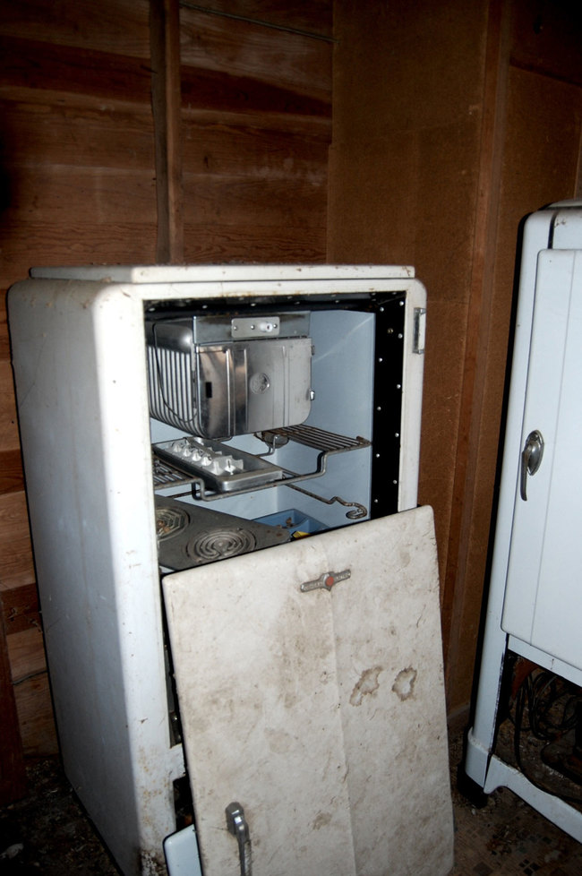 Complete with an old-school fridge