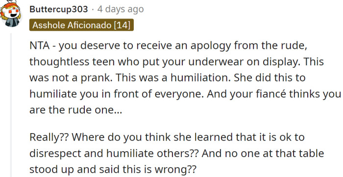 She's the one who deserves an apology from a mean teenage girl