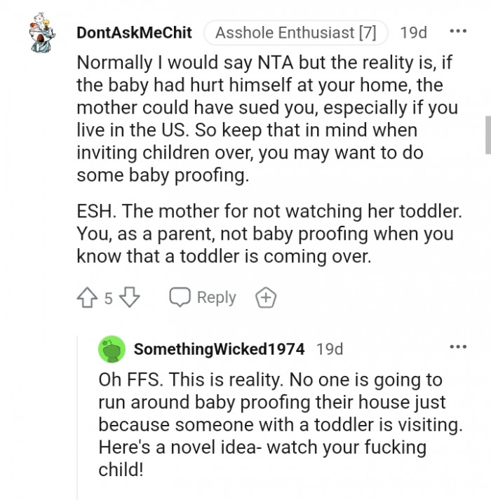 Everyone is to blame here, according to this Redditor