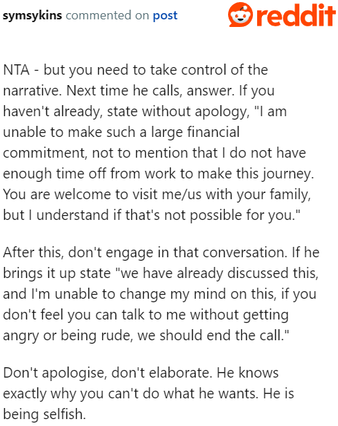 Redditors believe that she should take a stand.