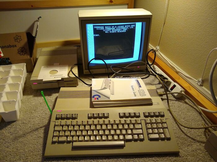 "Commodore 128, "