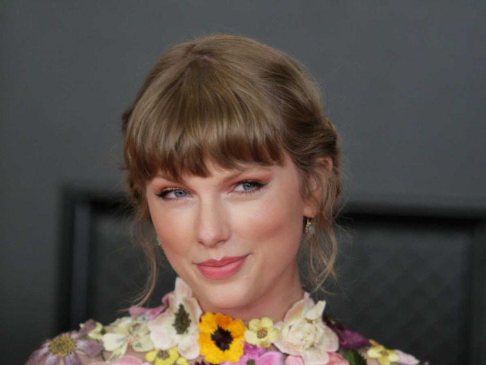 Celebs Love Their Fans