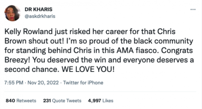But not everybody was against Chris. 