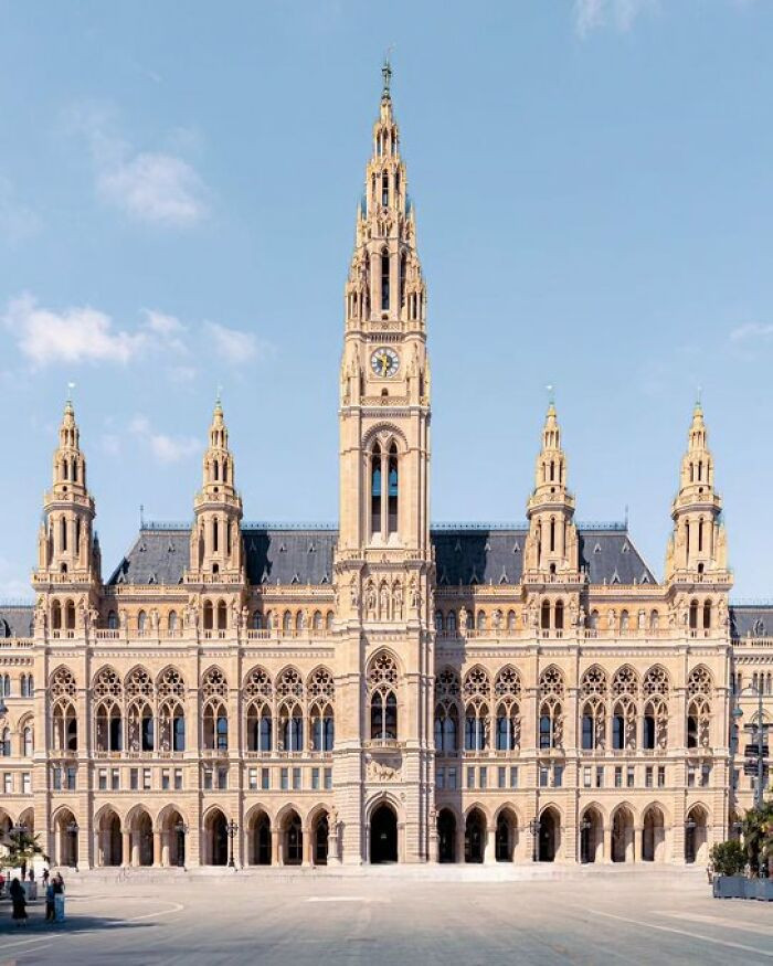 "A Reminder That Public Buildings Should Actually Inspire People"