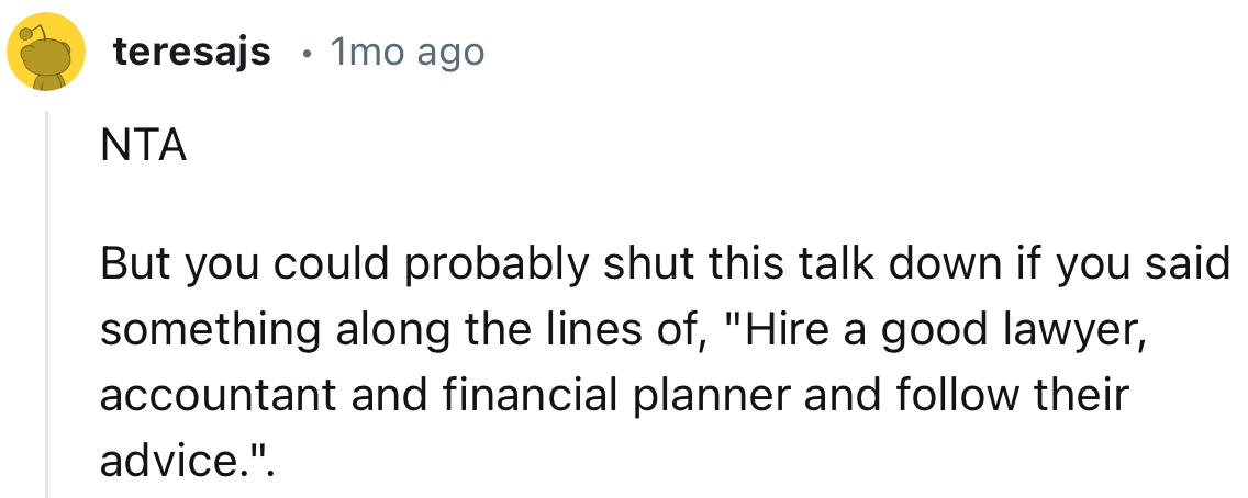 We gathered some interesting comments from the Netizens below: